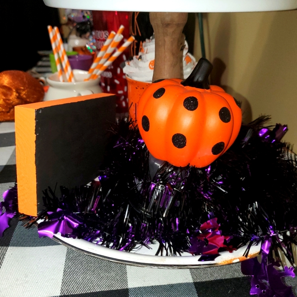Mini Candy Corn Cutie Rae Dunn Display Sign - Picture 3 of 4